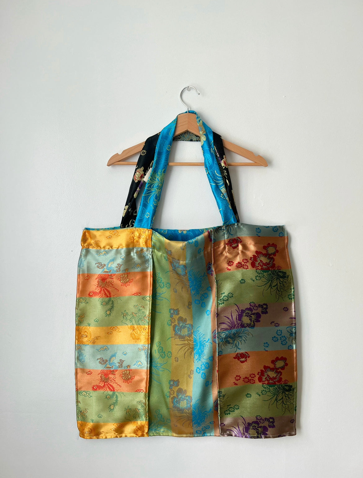 Reversible Overnight Tote (Paneled)